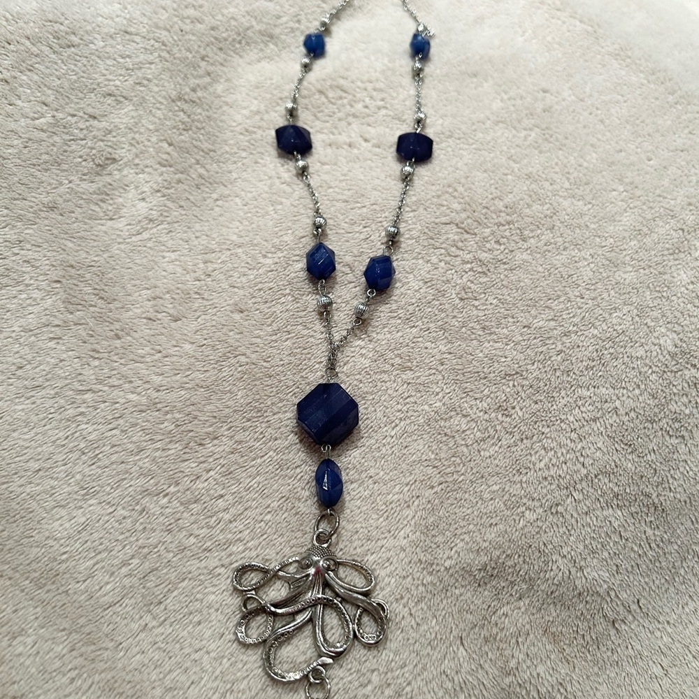 Elegant Blue and Silver Necklace
